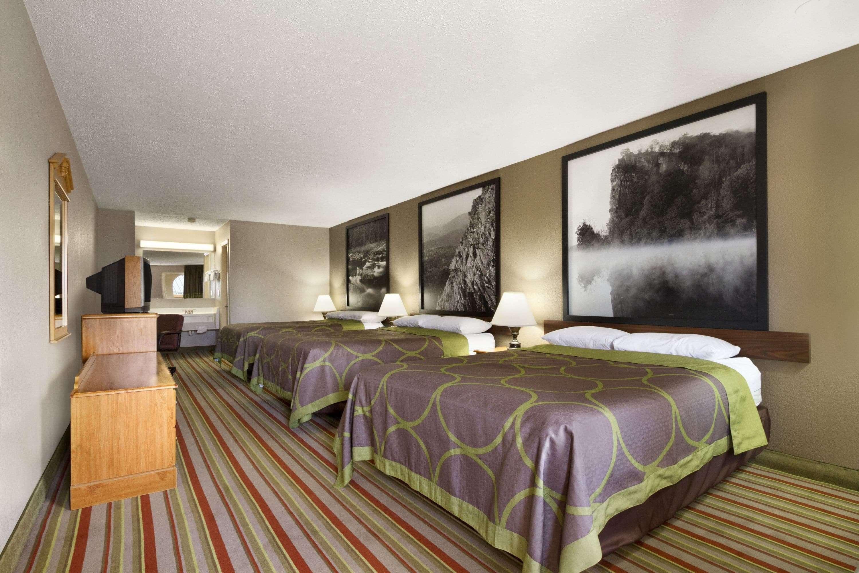 Super 8 By Wyndham Fort Chiswell Wytheville Area Max Meadows Ngoại thất bức ảnh