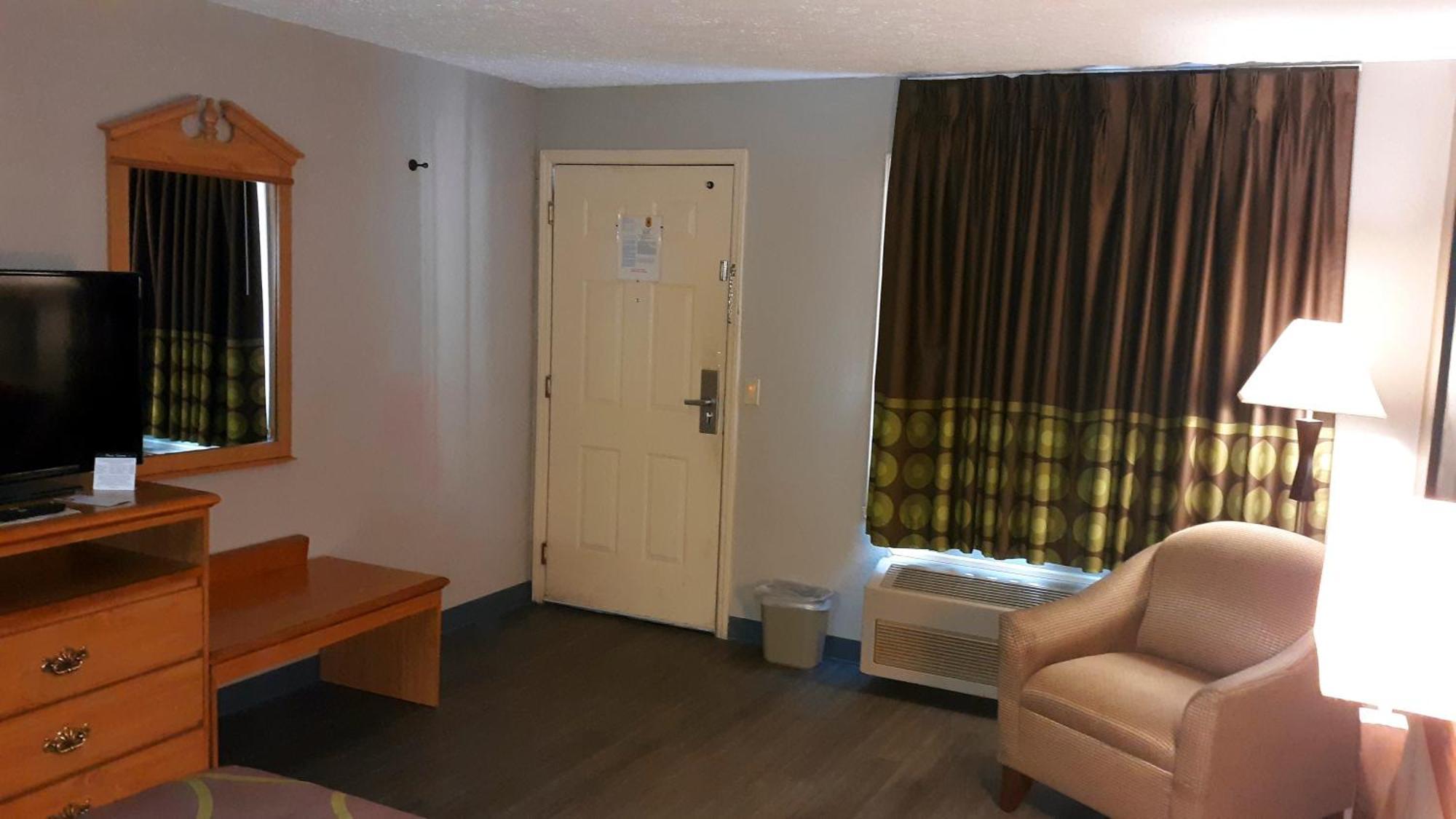 Super 8 By Wyndham Fort Chiswell Wytheville Area Max Meadows Phòng bức ảnh